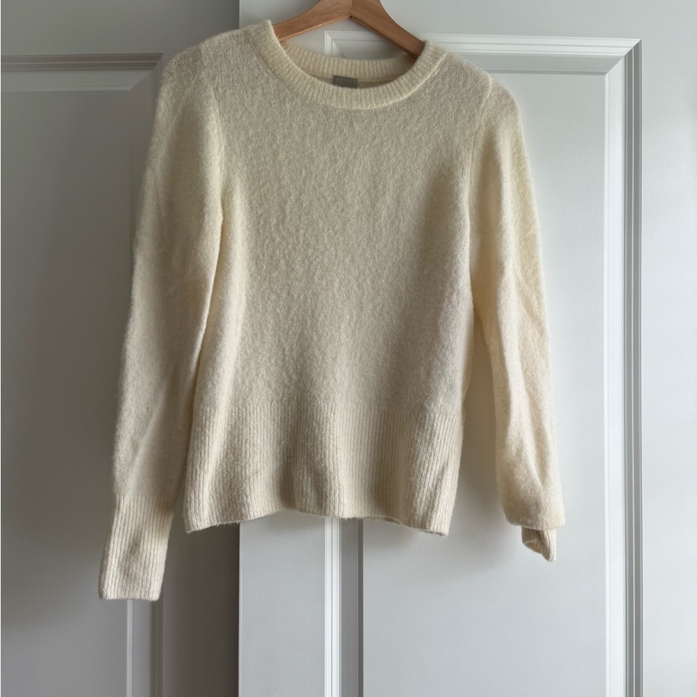 H&M Cream Crew Neck Sweater Classic Knit